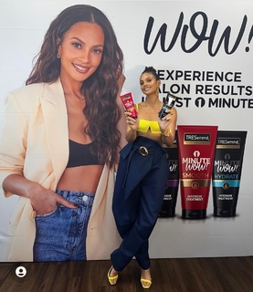 Alesha Dixon feet photo thumbnail