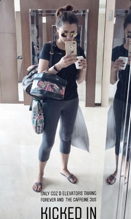 Trisha Krishnan feet photo thumbnail
