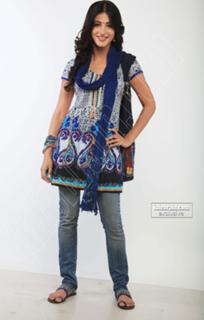 Shruti Haasan feet photo thumbnail