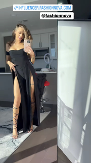 Victoria Waldrip feet photo thumbnail