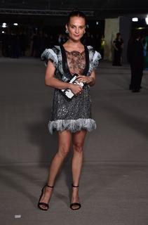 Alicia Vikander feet photo thumbnail