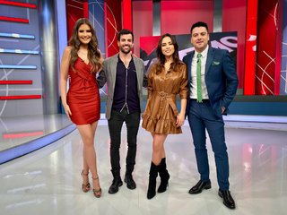 Vanessa Claudio feet photo thumbnail