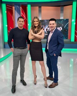 Vanessa Claudio feet photo thumbnail
