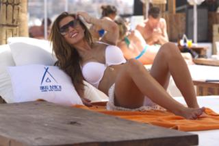 Audrina Patridge feet photo thumbnail