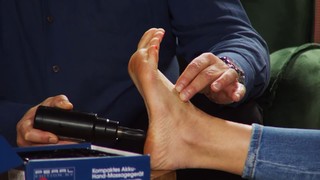 Diana Naborskaya feet photo thumbnail