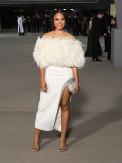 Regina Hall feet photo thumbnail