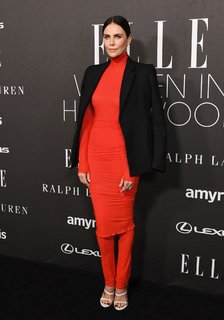Charlize Theron feet photo thumbnail