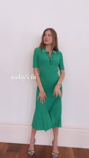 Xenia Tchoumitcheva feet photo thumbnail