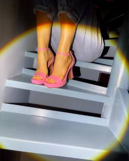 Camila Queiroz feet photo thumbnail