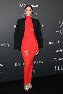 Charlize Theron feet photo thumbnail