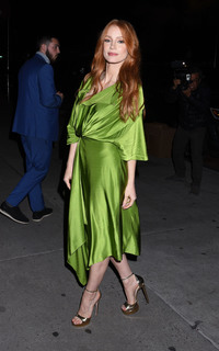 Jessica Chastain feet photo thumbnail