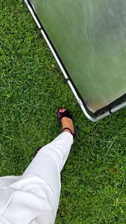 Caterina Balivo feet photo thumbnail