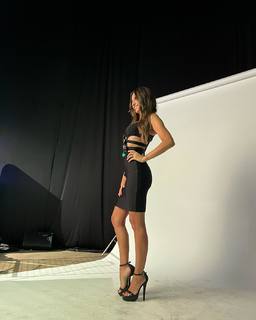 Carolina Ardohain feet photo thumbnail