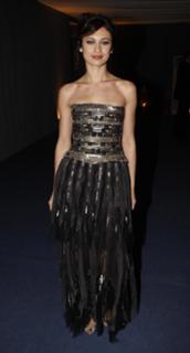 Olga Kurylenko feet photo thumbnail