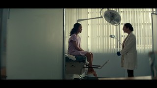 Zoe Saldana feet photo thumbnail