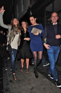 Kelly Brook feet photo thumbnail