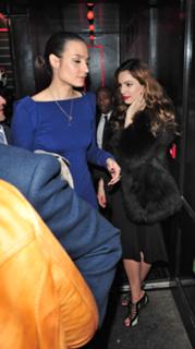Kelly Brook feet photo thumbnail