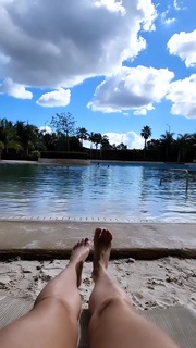 Lívia Andrade feet photo thumbnail