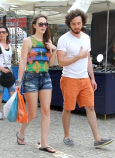 Leighton Meester feet photo thumbnail
