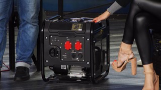 Diana Naborskaya feet photo thumbnail