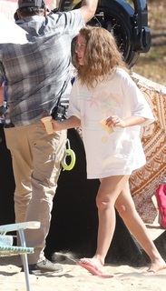 Millie Bobby Brown feet photo thumbnail