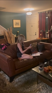Debbie Gibson feet photo thumbnail