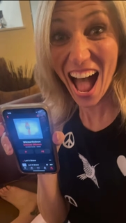 Debbie Gibson feet photo thumbnail