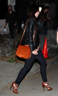 Lily Collins feet photo thumbnail