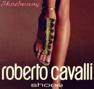 Kate Moss feet photo thumbnail