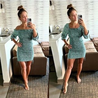 Karolina Kowalkiewicz feet photo thumbnail