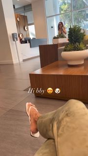 Qimmah Russo feet photo thumbnail