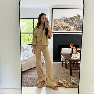 Zaira Nara feet photo thumbnail