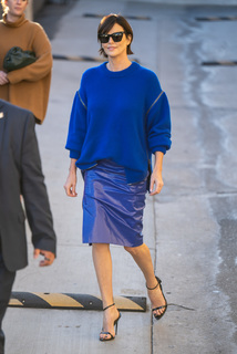 Charlize Theron feet photo thumbnail