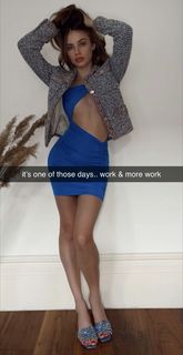 Xenia Tchoumitcheva feet photo thumbnail