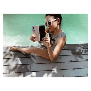 Blanca Suárez feet photo thumbnail