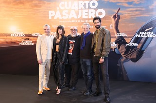 Blanca Suárez feet photo thumbnail