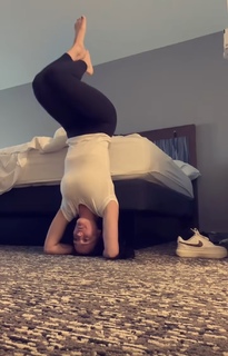 Brittney Smith feet photo thumbnail