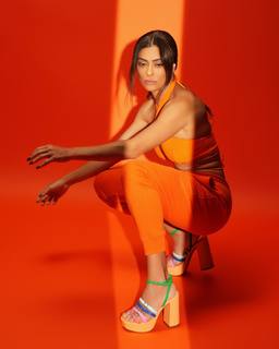 Juliana Paes feet photo thumbnail