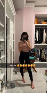 Brittney Smith feet photo thumbnail