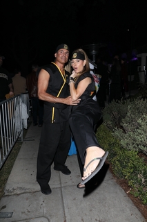 Maria Menounos feet photo thumbnail