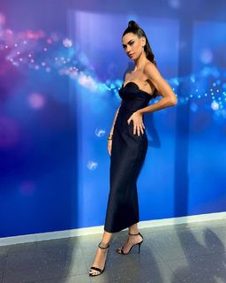 Melissa Satta feet photo thumbnail