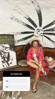 Edyta Herbus feet photo thumbnail