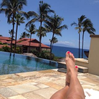 Arianny Celeste feet photo thumbnail