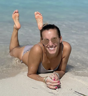 Tania Cagnotto feet photo thumbnail