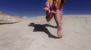 Alicia Keys feet photo thumbnail