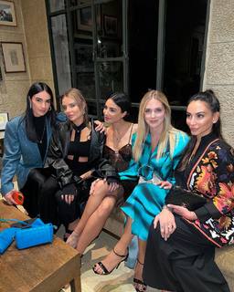 Chiara Ferragni feet photo thumbnail