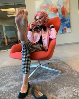 Kyle Unfug feet photo thumbnail
