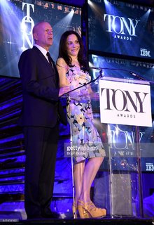 Mary-Louise Parker feet photo thumbnail