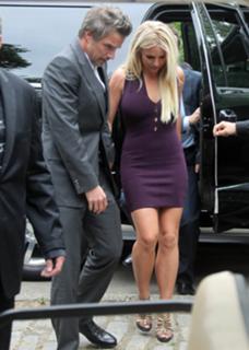 Britney Spears feet photo thumbnail