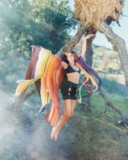 Kaia Gerber feet photo thumbnail